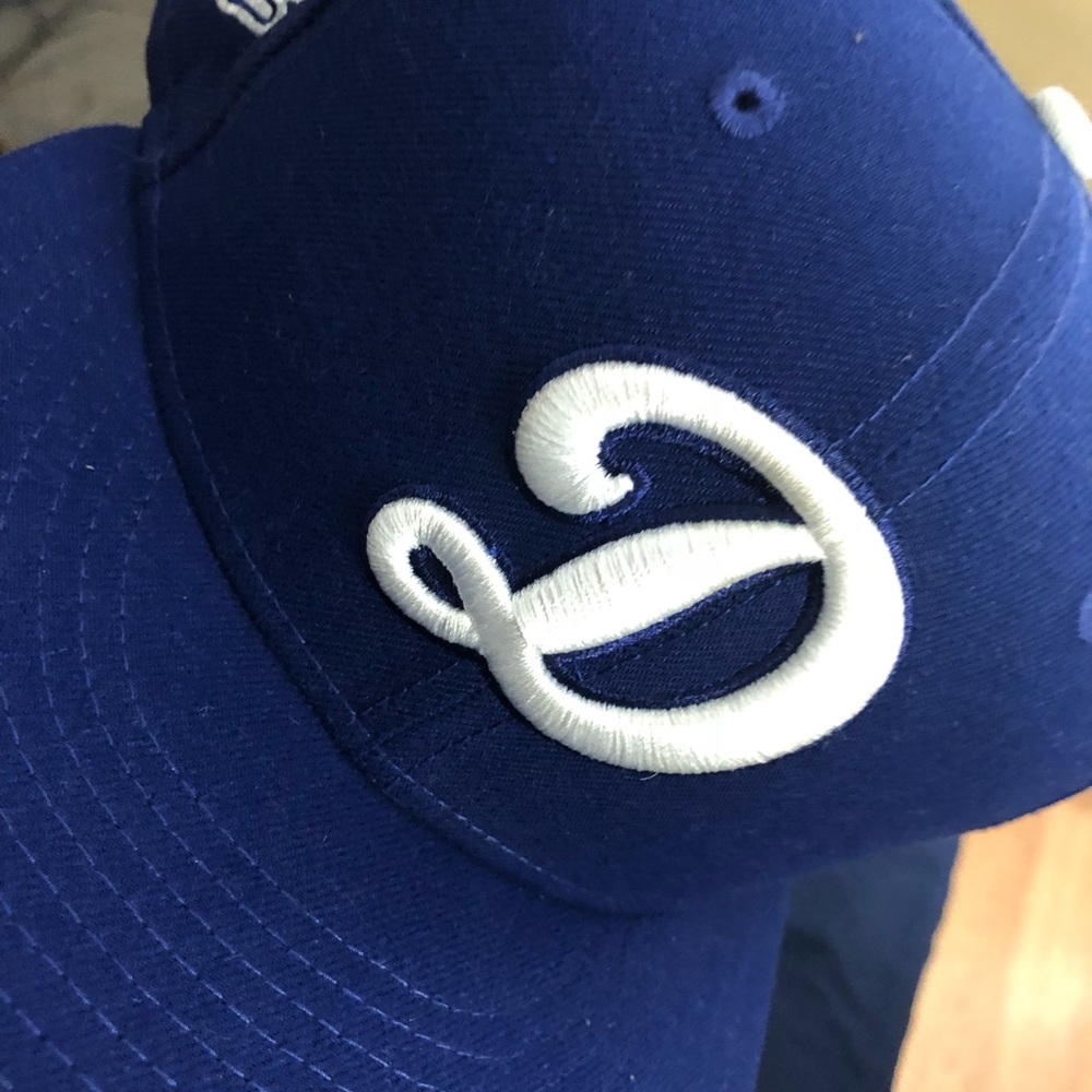 Dodgers snap back hat